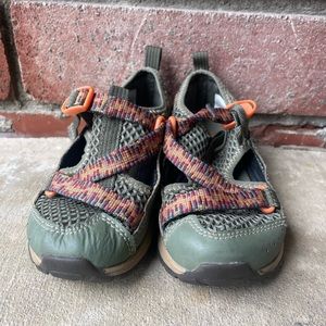 Chaco Odyssey Waterproof Hiking Green Size 11 Kids Low Top Shoe